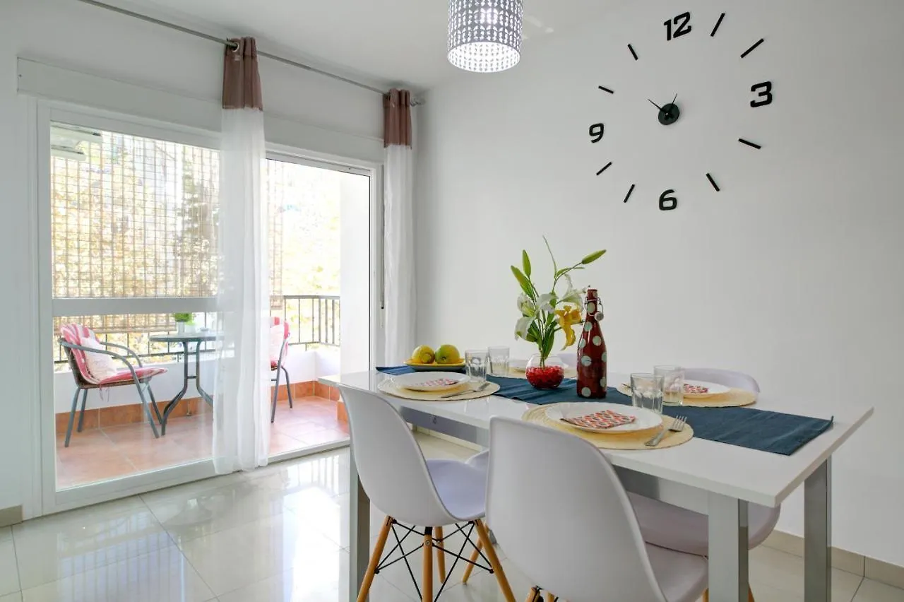 Apartamento Las Palmeras Nerja 0*,  Spain