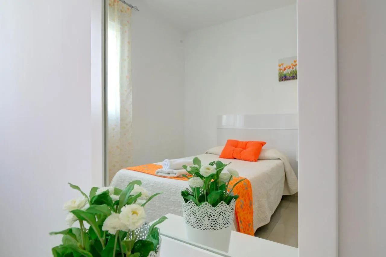 Apartamento Las Palmeras Nerja 0*,  Spain