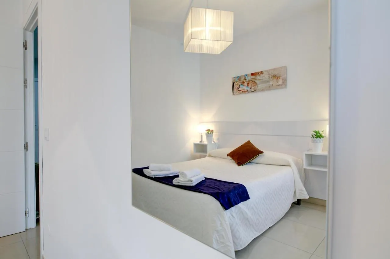 Apartamento Las Palmeras Nerja 0*,